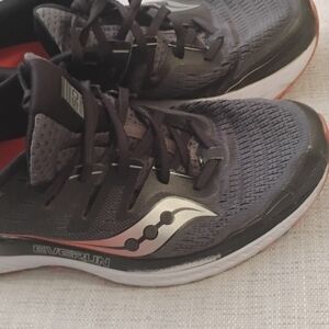 Saucony Athletic Shoes in Black and Gray